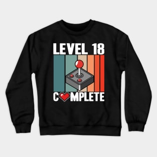 Level 18 Complete 18th Birthday 18 Years Gamer 2002 Crewneck Sweatshirt